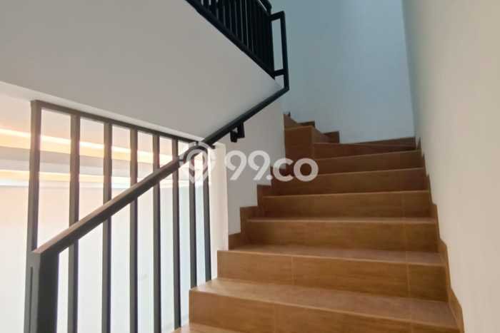 Rumah Modern 4 Kamar LT 100m2 di Meruya Rumah Modern 4 Kamar LT 100m2 di Meruya