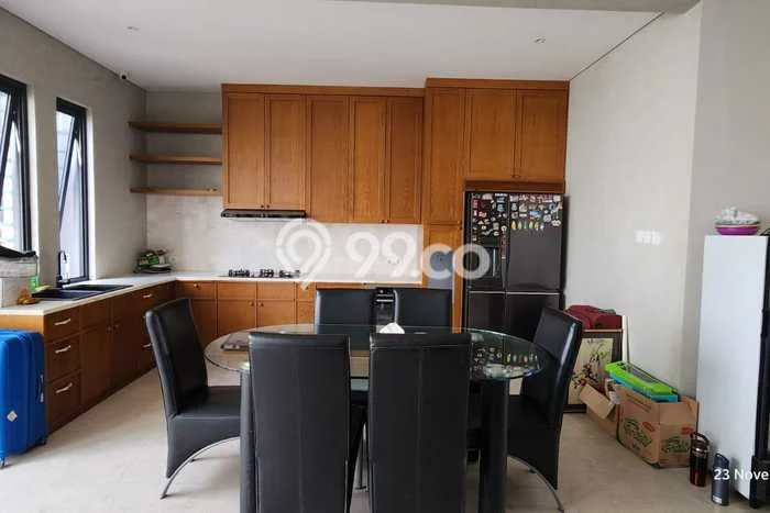 Ready to Use! Premium House LT 264m2 Desain Modern di Kav DKI Ready to Use! Premium House LT 264m2 Desain Modern di Kav DKI