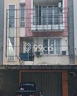 Ruko Dijual di Bekasi LT 64m2 & LB 180m2 Lokasi Terbaik! Ruko Dijual di Bekasi LT 64m2 & LB 180m2 Lokasi Terbaik!