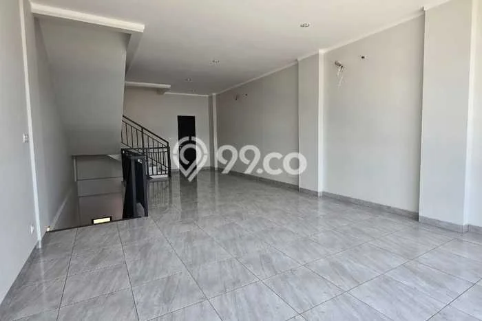 FOR RENT! Ruko di Summarecon Bekasi Cocok untuk Bisnis 189m2 FOR RENT! Ruko di Summarecon Bekasi Cocok untuk Bisnis 189m2