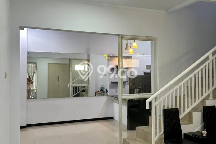 For Sale Rumah 3 Kamar Lokasi Ideal Nyaman dan Strategis di Cipondoh For Sale Rumah 3 Kamar Lokasi Ideal Nyaman dan Strategis di Cipondoh