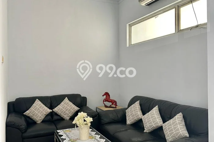 For Sale Rumah 3 Kamar Lokasi Ideal Nyaman dan Strategis di Cipondoh For Sale Rumah 3 Kamar Lokasi Ideal Nyaman dan Strategis di Cipondoh