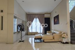 Dijual Rumah Luas Elegan Dengan View Eksklusif di Alam Sutera, Tangerang Dijual Rumah Luas Elegan Dengan View Eksklusif di Alam Sutera, Tangerang
