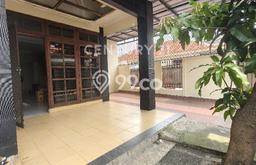 Dijual Hunian Rumah Terawat 6 Kamar di Kayu Putih, Jakarta Timur Dijual Hunian Rumah Terawat 6 Kamar di Kayu Putih, Jakarta Timur