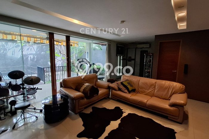 Hunian Elit LB 320m2 Siap Huni Desain Elegan di Rawamangun, Jakarta Timur Hunian Elit LB 320m2 Siap Huni Desain Elegan di Rawamangun, Jakarta Timur
