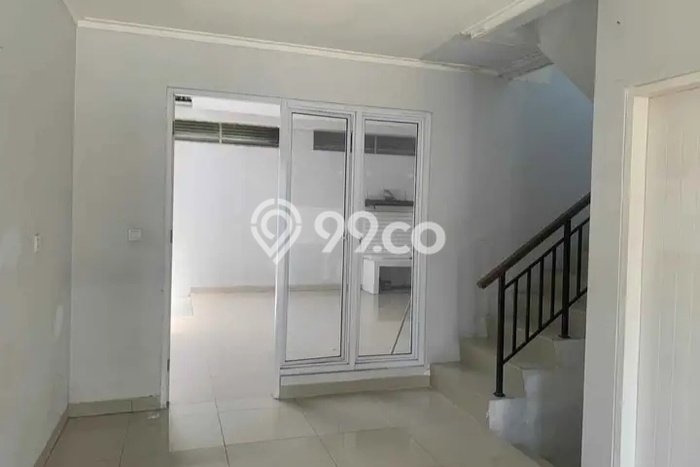 Rumah Luas Asri 3 KT Siap Pakai di Gading Serpong Tangerang Rumah Luas Asri 3 KT Siap Pakai di Gading Serpong Tangerang