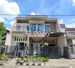 Rumah Luas Asri 7 KT Siap Pakai di Surabaya Kota Surabaya Rumah Luas Asri 7 KT Siap Pakai di Surabaya Kota Surabaya