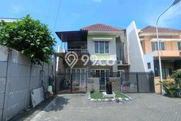 Dijual Rumah Luas Megah Dengan View Eksklusif di Ketintang, Surabaya Dijual Rumah Luas Megah Dengan View Eksklusif di Ketintang, Surabaya