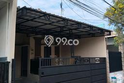 Rumah kawasan Rungkut, Surabaya, Luas 84m2m² Bangunan 84m2m² Rumah kawasan Rungkut, Surabaya, Luas 84m2m² Bangunan 84m2m²