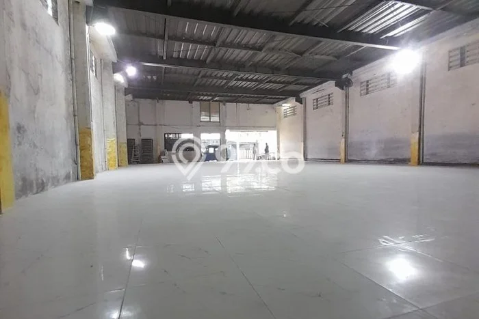 Unit Ruko Disewakan di Cipinang di Area Ramai & Strategis Unit Ruko Disewakan di Cipinang di Area Ramai & Strategis