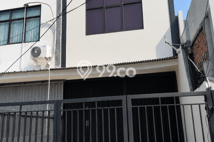 Ruko Dijual di Prime Area Jakarta Timur Luas 260m2 Ruko Dijual di Prime Area Jakarta Timur Luas 260m2