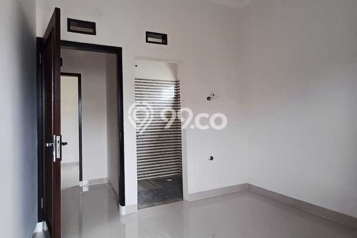 Dijual Rumah 4 Kamar Lokasi Ideal Nyaman dan Strategis di Cicalengka Dijual Rumah 4 Kamar Lokasi Ideal Nyaman dan Strategis di Cicalengka