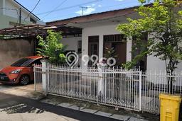 Rumah Cantik Siap Huni Di Ciputat Timur Luas 210m2 Lokasi Strategis Rumah Cantik Siap Huni Di Ciputat Timur Luas 210m2 Lokasi Strategis