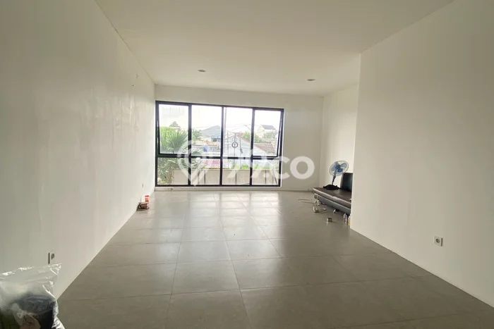 Unit Ruko Disewakan di Lippo Karawaci di Area Ramai & Strategis Unit Ruko Disewakan di Lippo Karawaci di Area Ramai & Strategis