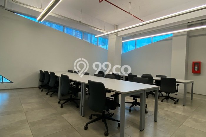Unit Kantor Disewakan di Alam Sutera di Area Ramai & Strategis Unit Kantor Disewakan di Alam Sutera di Area Ramai & Strategis
