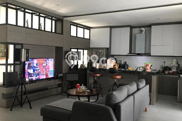 Dijual Rumah Mewah Megah Dengan View Eksklusif di Pondok Labu, Jakarta Selatan Dijual Rumah Mewah Megah Dengan View Eksklusif di Pondok Labu, Jakarta Selatan