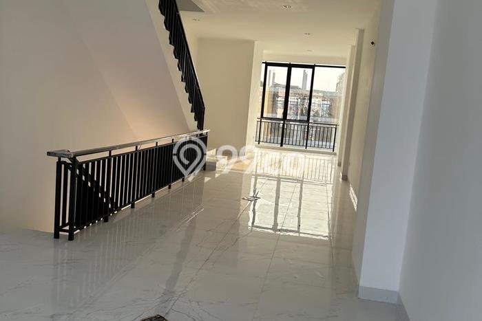 Unit Ruko Tersedia di Ebony Island Spesifikasi LB 202m2 Unit Ruko Tersedia di Ebony Island Spesifikasi LB 202m2