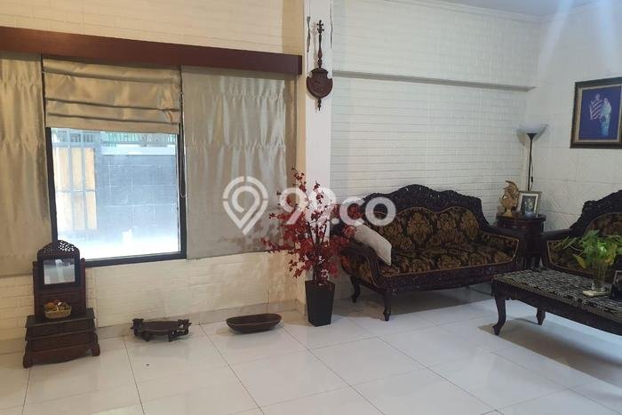 For Sale! Luxury House LT 340m2 Desain Elegan di Cawang For Sale! Luxury House LT 340m2 Desain Elegan di Cawang