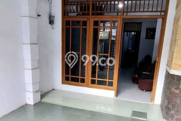Jual Rumah Eksklusif 2 KT di Pondok Kelapa, Jakarta Timur Jual Rumah Eksklusif 2 KT di Pondok Kelapa, Jakarta Timur