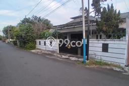 For Sale! Premium House LT 484m2 Desain Modern di Jatiwaringin For Sale! Premium House LT 484m2 Desain Modern di Jatiwaringin