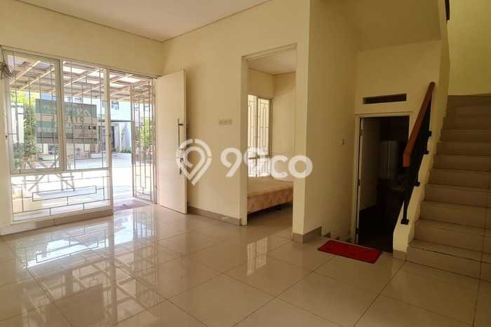 Rumah Strategis Minimalis Lb 80m2 di Medan Satria, Bekasi Rumah Strategis Minimalis Lb 80m2 di Medan Satria, Bekasi