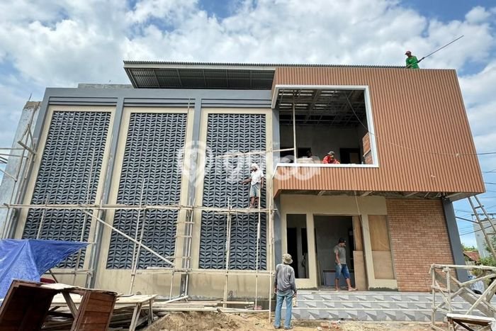 Untuk Dijual Komersial di Samarinda Utara Samarinda LT 400m2 / LB 300m2 Untuk Dijual Komersial di Samarinda Utara Samarinda LT 400m2 / LB 300m2