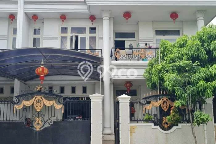 Dijual Hunian Mewah dengan Fasilitas Sekitar Lengkap di Wiyung, Surabaya Dijual Hunian Mewah dengan Fasilitas Sekitar Lengkap di Wiyung, Surabaya