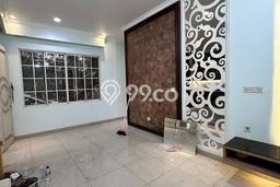 Siap Huni Rumah Mewah 4 Kamar di Cipondoh Dekat ke Mana Pun Siap Huni Rumah Mewah 4 Kamar di Cipondoh Dekat ke Mana Pun