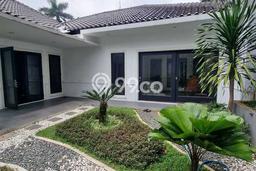 Dijual Rumah Mewah Megah Dengan View Eksklusif di Permata Hijau, Jakarta Selatan Dijual Rumah Mewah Megah Dengan View Eksklusif di Permata Hijau, Jakarta Selatan