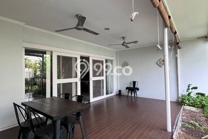 Hunian Modern Untuk Disewakan di Cipete Jakarta Selatan 4 KT & 3 KM Hunian Modern Untuk Disewakan di Cipete Jakarta Selatan 4 KT & 3 KM