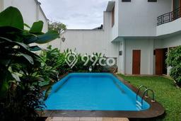 Rumah Disewakan Jakarta Selatan LT 450m2 LB 450m2 Kawasan Cipete Rumah Disewakan Jakarta Selatan LT 450m2 LB 450m2 Kawasan Cipete