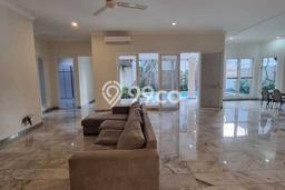 Jarang Ada! Rumah Kontrakan 4 Kamar Bagus Siap Huni Cipete Jarang Ada! Rumah Kontrakan 4 Kamar Bagus Siap Huni Cipete