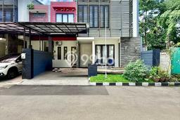 Ready to Use! Premium House LT 137m2 Desain Modern di Pondok Labu Ready to Use! Premium House LT 137m2 Desain Modern di Pondok Labu