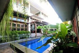 Hunian Bagus Disewakan di Lebak Bulus, Jakarta Selatan LT 1000m2, LB 1800m2 Hunian Bagus Disewakan di Lebak Bulus, Jakarta Selatan LT 1000m2, LB 1800m2