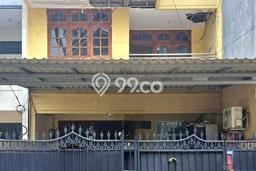 Disewakan! Rumah 5 Kamar Tidur &
2 Kamar Mandi di Sunter, Jakarta Utara Disewakan! Rumah 5 Kamar Tidur &
2 Kamar Mandi di Sunter, Jakarta Utara