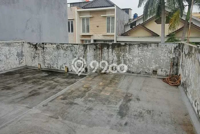 Disewakan! Rumah 5 Kamar Tidur &
2 Kamar Mandi di Sunter, Jakarta Utara Disewakan! Rumah 5 Kamar Tidur &
2 Kamar Mandi di Sunter, Jakarta Utara
