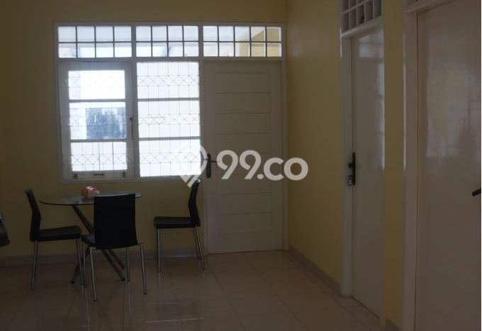 Rumah di BSD, Dekat Stasiun, 4 KT, LT 180m² LB 150m² Rumah di BSD, Dekat Stasiun, 4 KT, LT 180m² LB 150m²