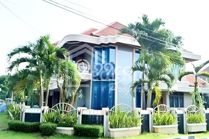 Hunian Eksklusif Dijual LT 470m2 di Banyumanik, Semarang Hunian Eksklusif Dijual LT 470m2 di Banyumanik, Semarang