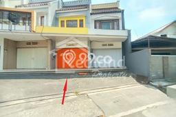 Ruko disewakan lokasi strategis Semarang Tengah Semarang 110m2 Ruko disewakan lokasi strategis Semarang Tengah Semarang 110m2