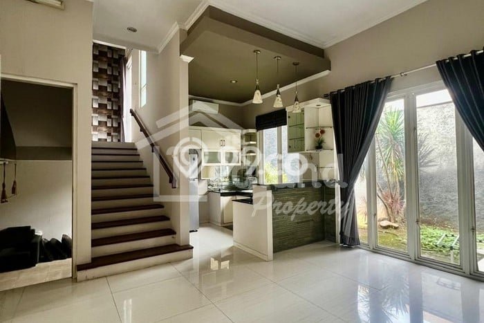 Rumah Luxury Modern Tanpa Renovasi di BSB City Semarang Rumah Luxury Modern Tanpa Renovasi di BSB City Semarang
