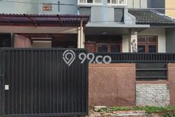 Rumah Luas Asri 2 KT Siap Pakai di Bintaro Tangerang Selatan Rumah Luas Asri 2 KT Siap Pakai di Bintaro Tangerang Selatan