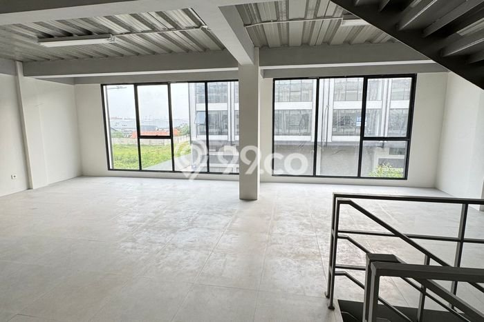 LOKASI STRATEGIS! Gudang Disewakan Kawasan Dadap, Luas 220m², Pusat Usaha LOKASI STRATEGIS! Gudang Disewakan Kawasan Dadap, Luas 220m², Pusat Usaha