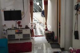 Rumah Strategis Minimalis Lb 84m2 di Cipondoh, Tangerang Rumah Strategis Minimalis Lb 84m2 di Cipondoh, Tangerang