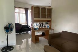 Sewa cepat rumah minimalis lokasi strategis 3 Kamar di BSD, Tangerang Selatan Sewa cepat rumah minimalis lokasi strategis 3 Kamar di BSD, Tangerang Selatan