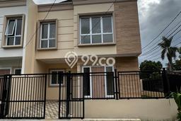Ready to Use! Luxury House LT 104m2 Desain Modern di Gading Serpong Ready to Use! Luxury House LT 104m2 Desain Modern di Gading Serpong