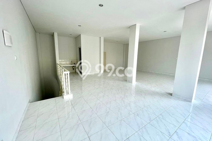 Ruko Dijual di Tangerang LT 81m2 & LB 162m2 Lokasi Terbaik! Ruko Dijual di Tangerang LT 81m2 & LB 162m2 Lokasi Terbaik!