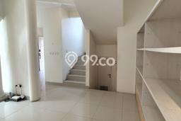 Disewakan! Rumah 3 Kamar Tidur &
4 Kamar Mandi di Gading Serpong, Tangerang Disewakan! Rumah 3 Kamar Tidur &
4 Kamar Mandi di Gading Serpong, Tangerang