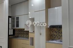 Siap Huni Rumah Mewah 4 Kamar di BSD Dekat ke Mana Pun Siap Huni Rumah Mewah 4 Kamar di BSD Dekat ke Mana Pun