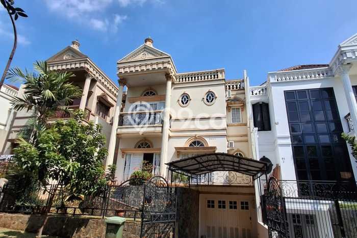 For Sale! Premium House LT 170m2 Desain Elegan di Cibubur For Sale! Premium House LT 170m2 Desain Elegan di Cibubur