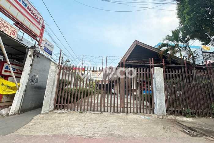 Hunian Mewah LB 400m2 Siap Pakai Desain Elegan di Cawang, Jakarta Timur Hunian Mewah LB 400m2 Siap Pakai Desain Elegan di Cawang, Jakarta Timur